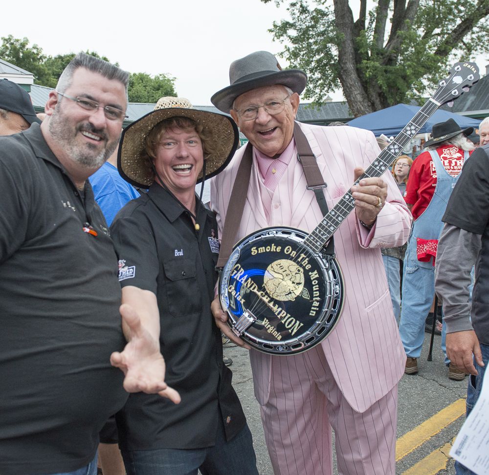 BBQ in Galax contest
